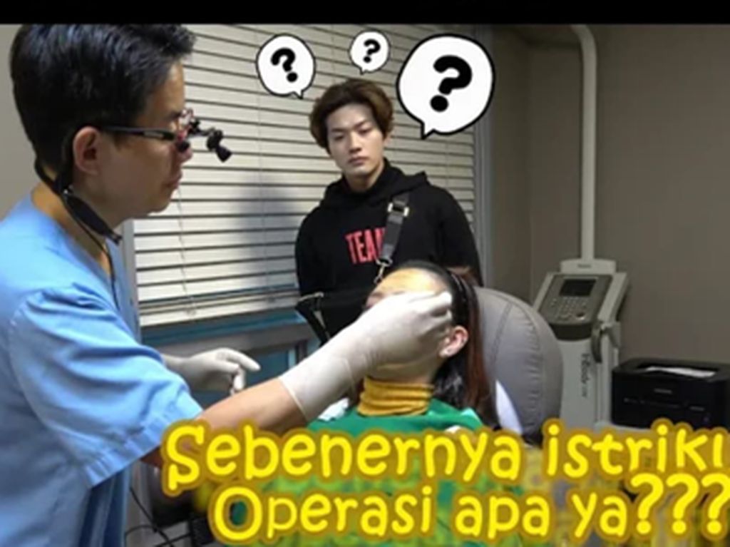 Setelah Mertua, Lee Jeong Hoon Bawa Istri Oplas di Korea